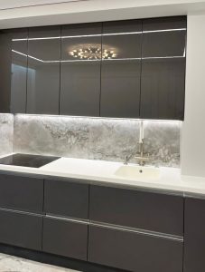 c8036335bceb9d811abec575851cd885-2